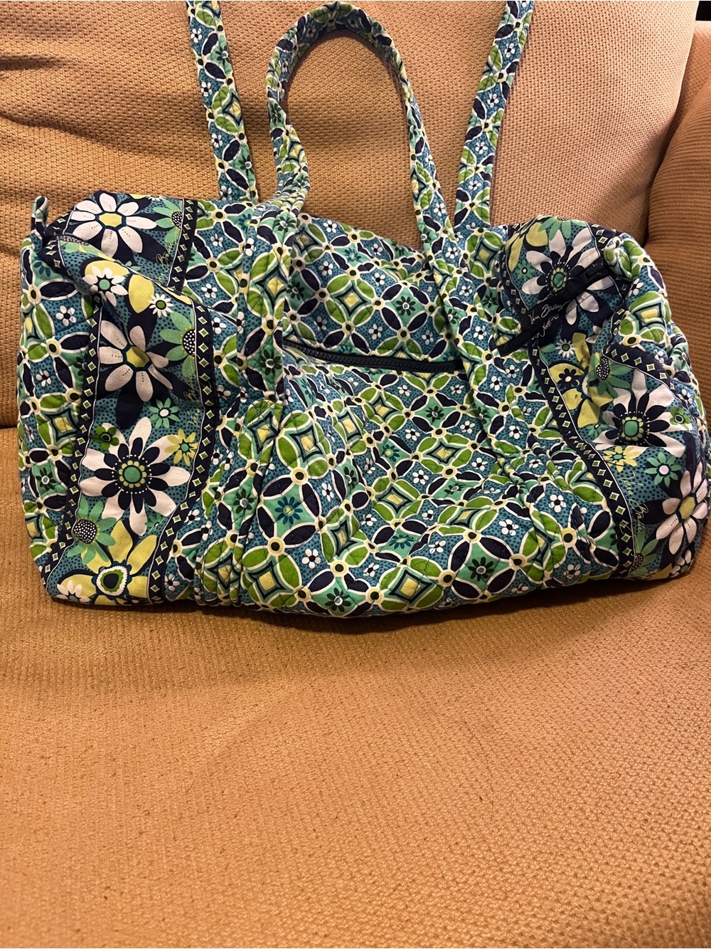 Vera Bradley Rare Daisy Daisy XL duffle